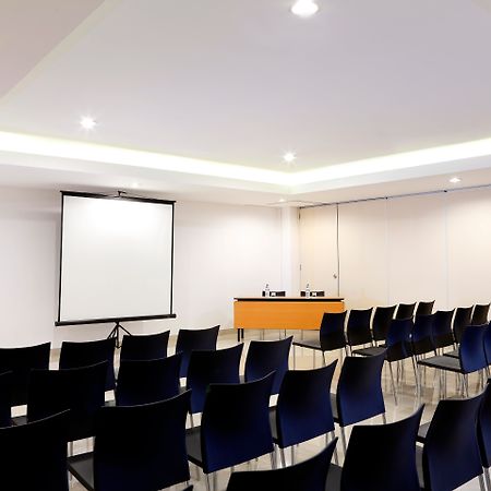 อมารี โฮเต็ล โปโนโรโก Hotel Ponorogo ภายนอก รูปภาพ