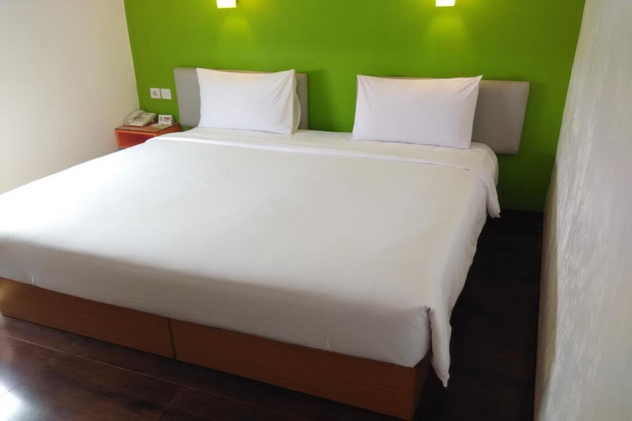 อมารี โฮเต็ล โปโนโรโก Hotel Ponorogo ภายนอก รูปภาพ